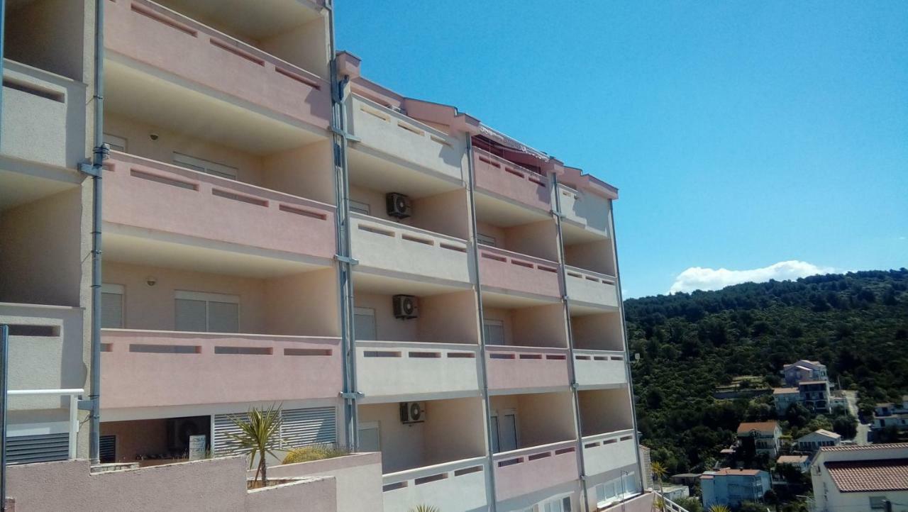 Apartment Mavarcica Trogir Exteriör bild