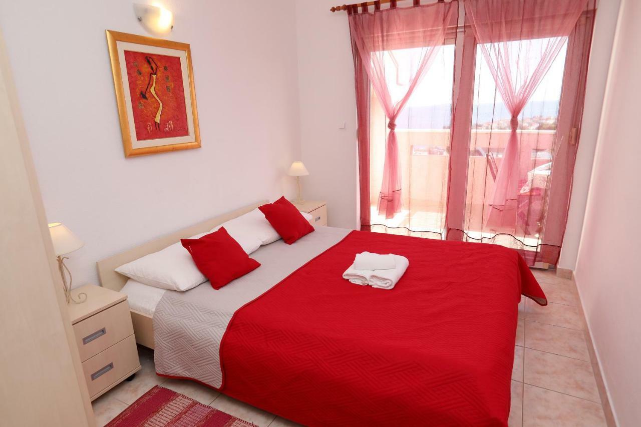 Apartment Mavarcica Trogir Exteriör bild