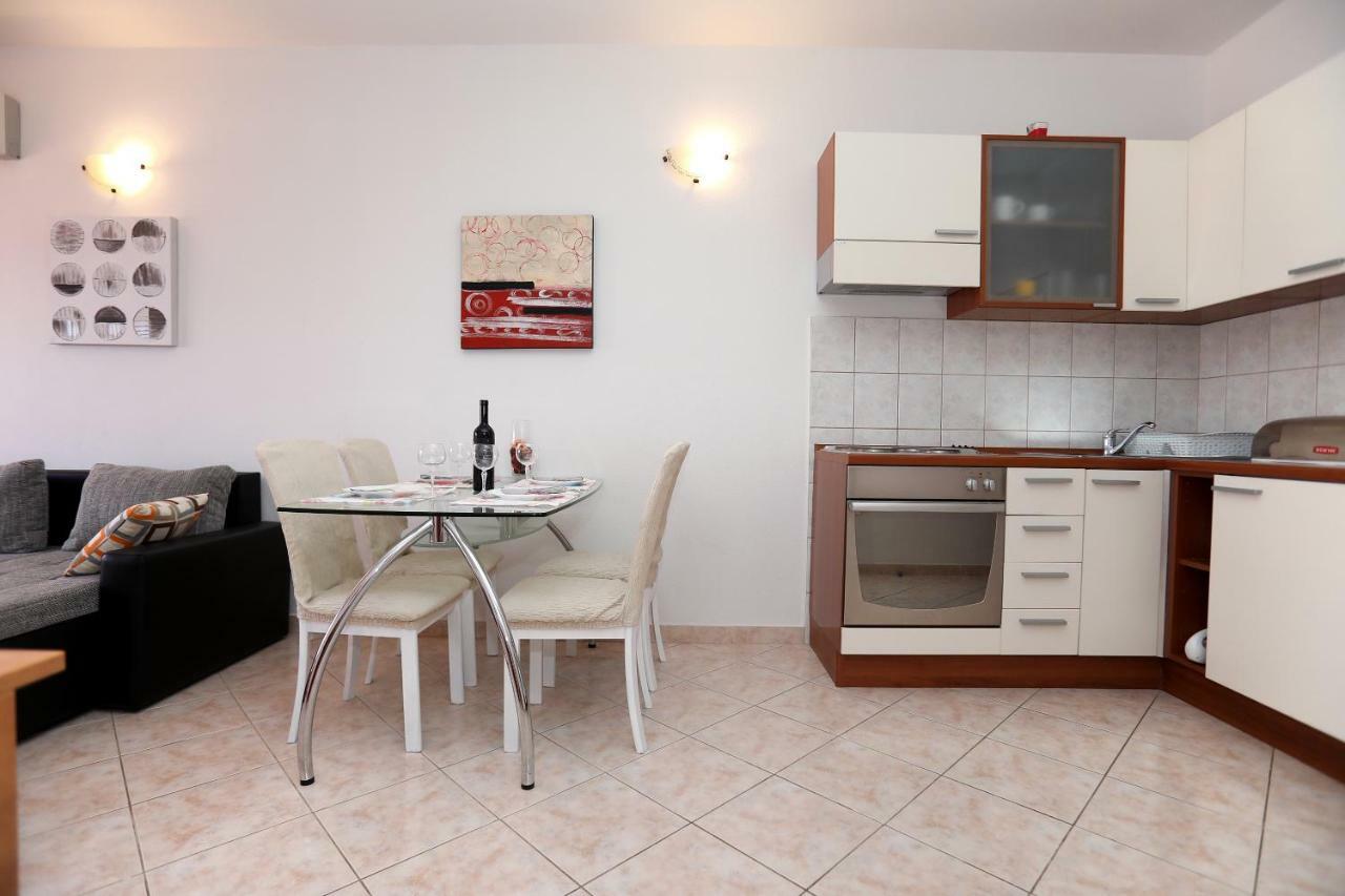 Apartment Mavarcica Trogir Exteriör bild